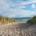 Schloesschen Sundische Wiese Hotel Zingst