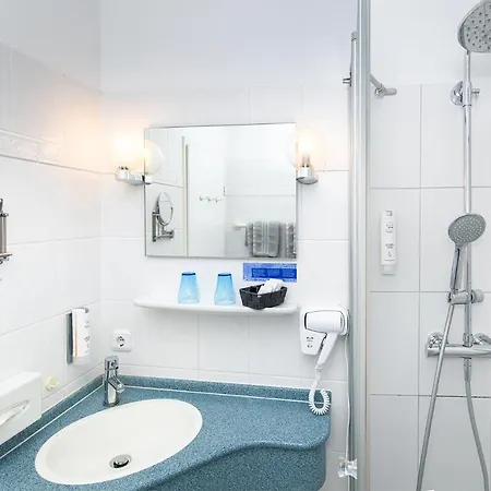 Hotell Schloesschen Sundische Wiese Zingst