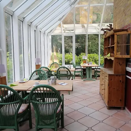 Schloesschen Sundische Wiese Hotell 3*