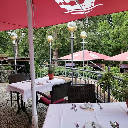 מלון Schloesschen Sundische Wiese זינקסט