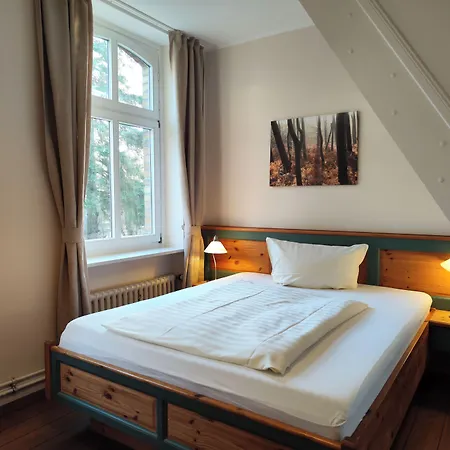 Schloesschen Sundische Wiese