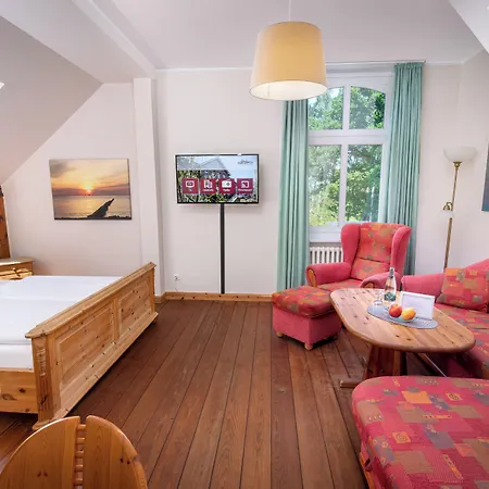 Hotell Schloesschen Sundische Wiese