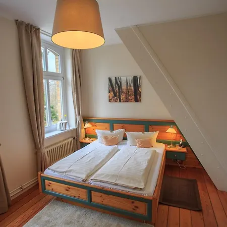 Hotell Schloesschen Sundische Wiese Zingst