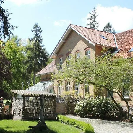 Schloesschen Sundische Wiese Hotell Zingst